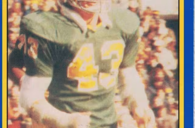 1990 Collegiate Collection Notre Dame - Bob Crable Card #20 Darin Hayes' personal collection.
