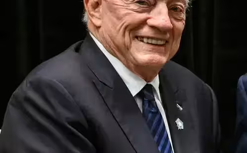 Jones in 2026 The White House - P20260910DT-0146 President Donald J. Trump speaks with Dallas Cowboys owner Jerry Jones, Thursday, September 10, 2026, at the Rosewood Mansion on Turtle Creek in Dallas, Texas. (Official White House Photo by Daniel Torok)
