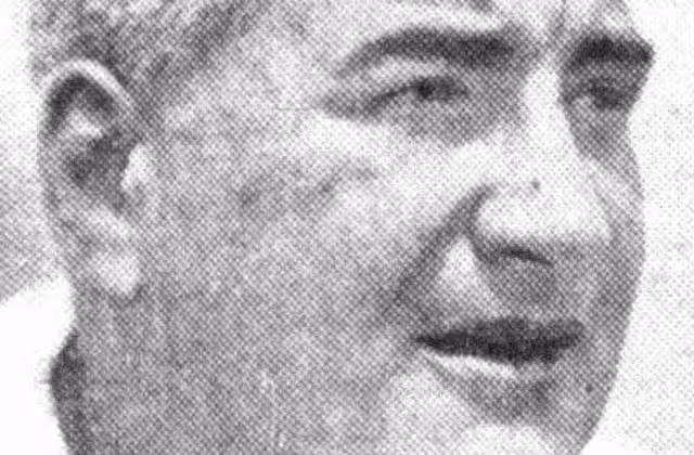 Black and white vintafge head shot image of Pappy Waldorf 1950.