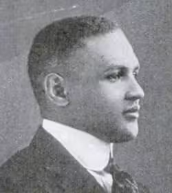 B/W vintage publicity side profile image of Walter Gordon, 1918.