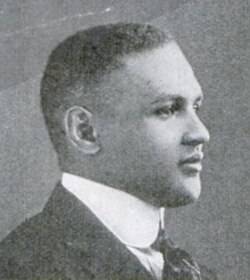 B/W vintage publicity side profile image of Walter Gordon, 1918.