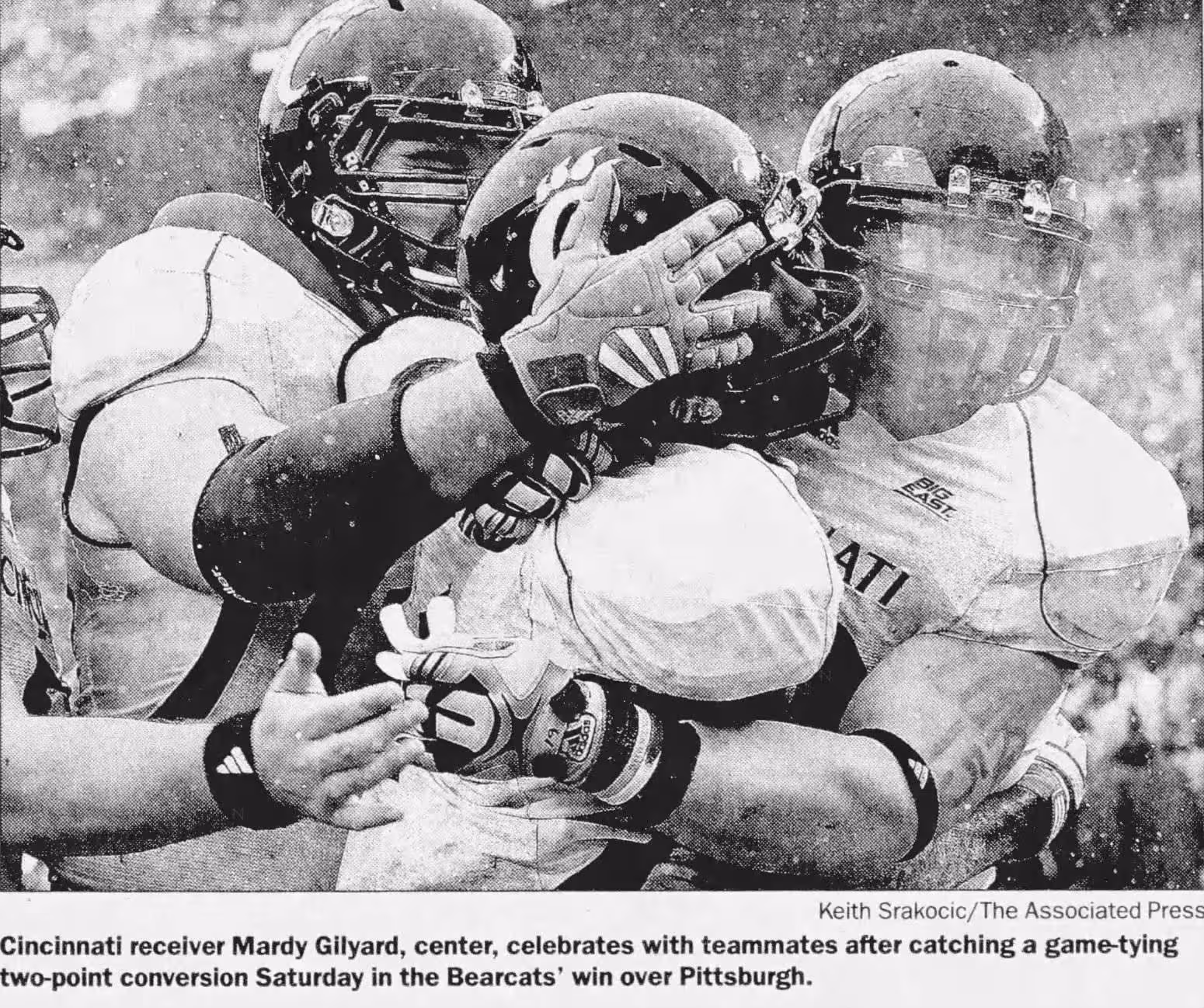The Miracle at Heinz Field: Cincinnati’s Staggering 21-Point Comeback to Edge Pitt 45-44