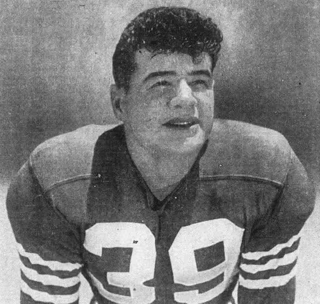 Hugh “The King” McElhenny: From Washington Legend to NFL Hall of Famer