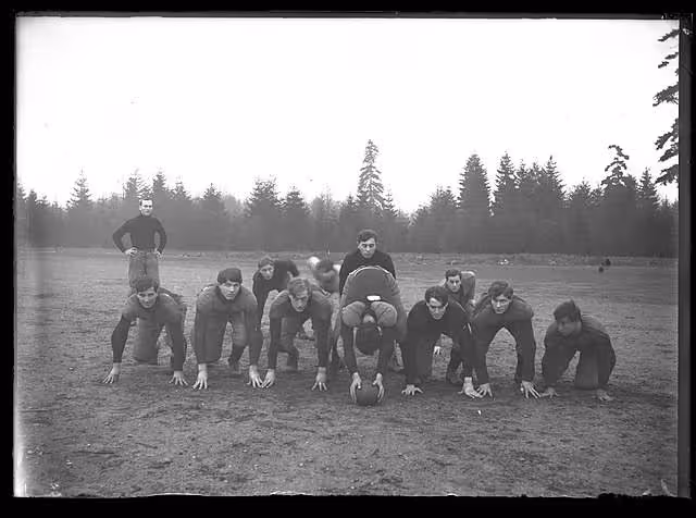 Football History of December 15