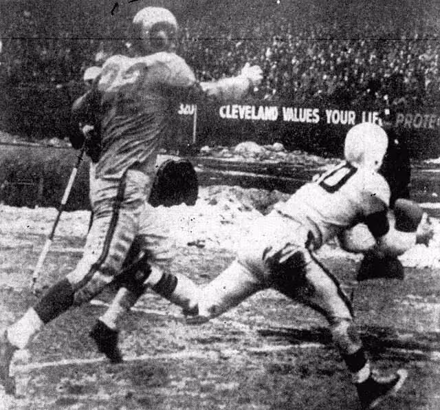 The Christmas Eve Classic: When the Cleveland Browns Shocked the NFL in the 1950 Championship