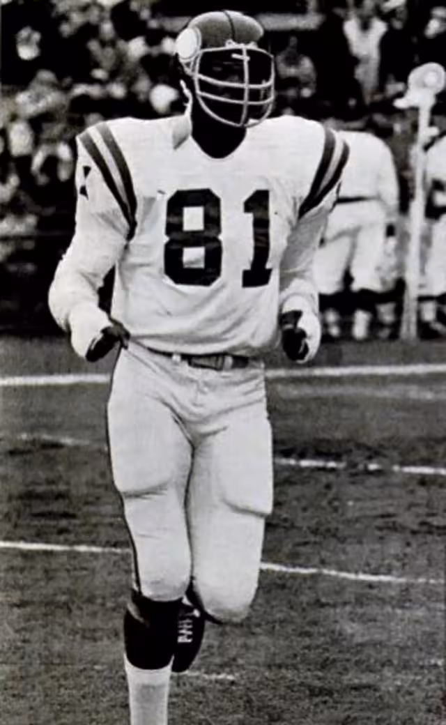 b/w game photo of Former Minnesota Vikings defensive end Carl Eller, January, 1970