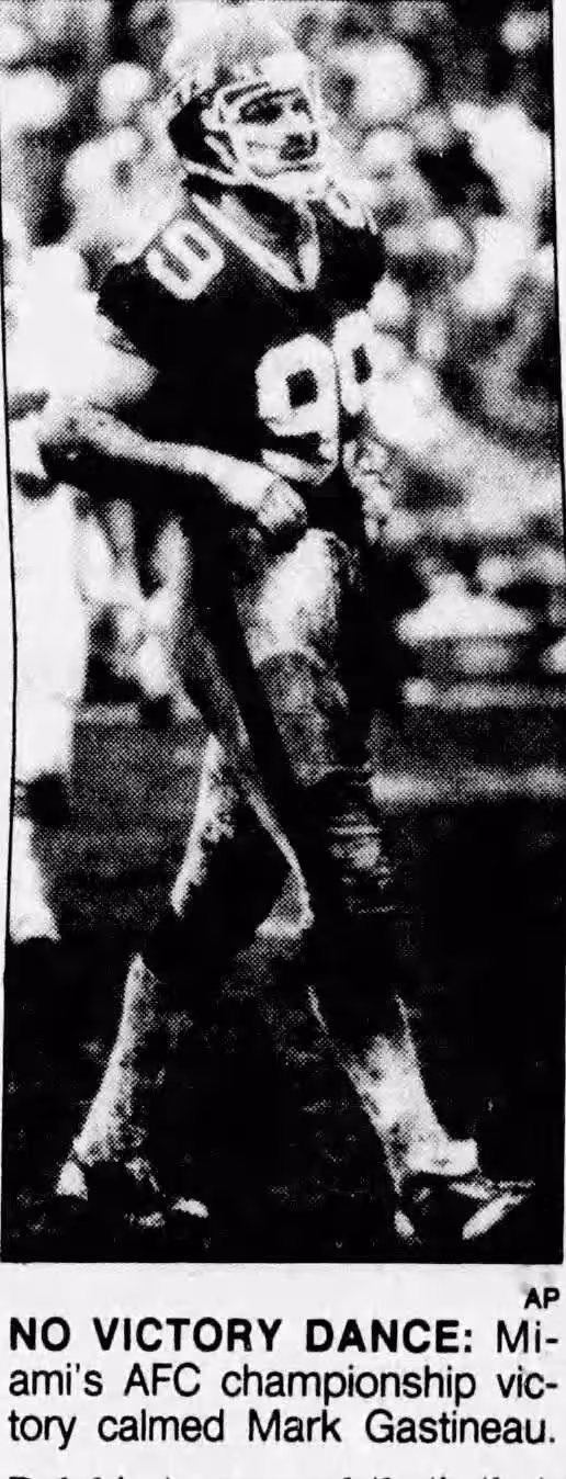 b/w newspaper image of a game day full boody length image of NY Jets number 99 Mark Gastineau 1983
