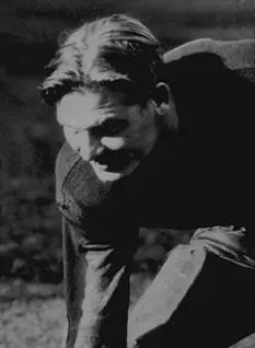 Vintage black and white publicity shot of Merle Merle Gulick, circa 1924,, courtesy National Football Foundation under Fair Use.