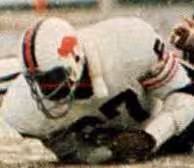 Buffalo Bills guard Reggie McKenzie (guard) pictured in an offensive play during a December 16, 1973 game against the New York Jets at Shea Stadium.