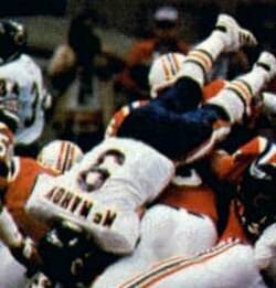 McMahon dives into the end zone to score a touchdown for the Chicago Bears during Super Bowl XX