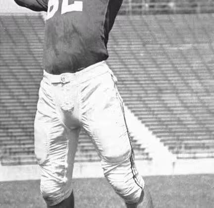 Jack Scarbath 1952, By University of Maryland - 1953 Terrapin University of Maryland year book, page 165, Public Domain, https://commons.wikimedia.org/w/index.php?curid=81266821