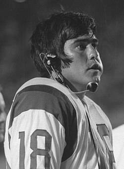 Black and white game sideline photo of Roman Gabriel with the Rams in 1970